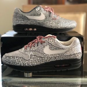 Sold !!!!! Nike Air Max 1 OA YT